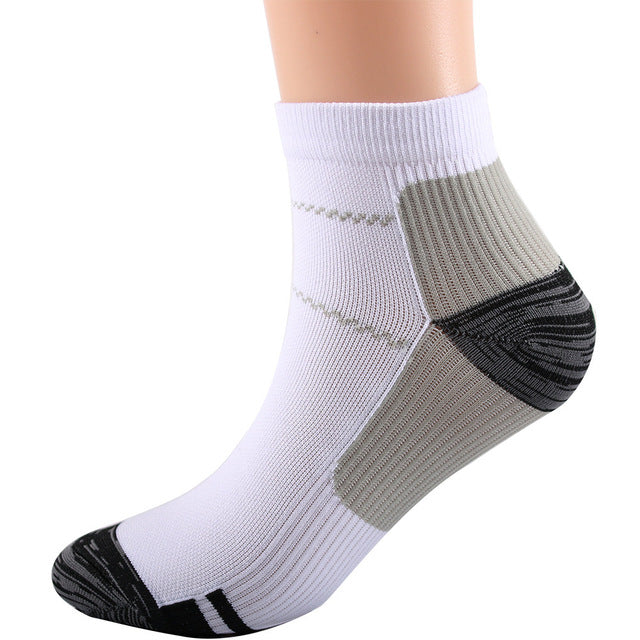 FlexiBoost™ - Die Socken, die Kompression und Komfort vereinen, egal ob Outdoor, Sport oder Trail Running!