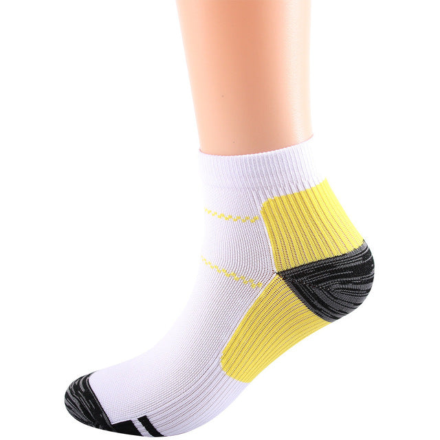 FlexiBoost™ - Die Socken, die Kompression und Komfort vereinen, egal ob Outdoor, Sport oder Trail Running!