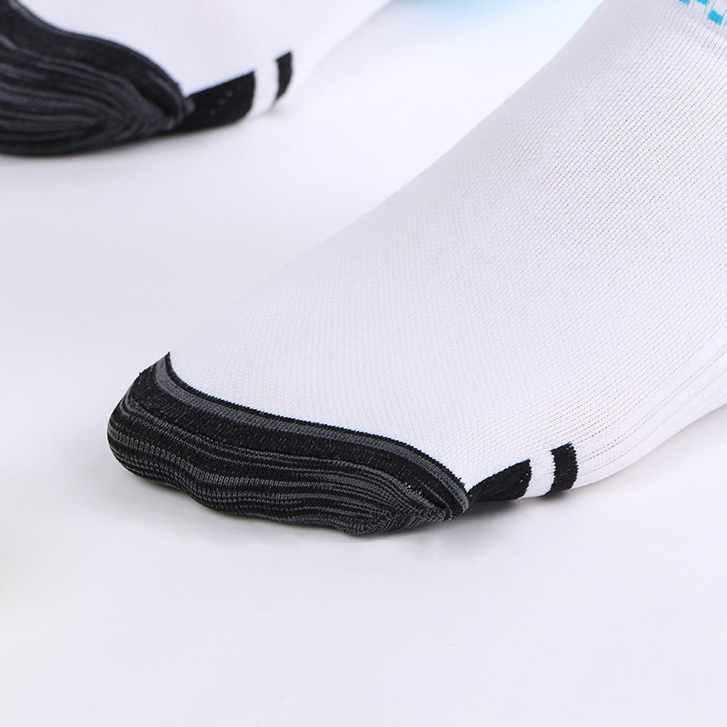 FlexiBoost™ - Die Socken, die Kompression und Komfort vereinen, egal ob Outdoor, Sport oder Trail Running!
