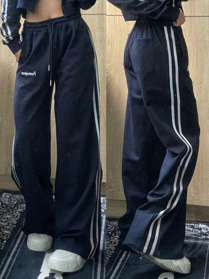 Harajuku™ - Oversized Cargo-Jogginghose mit breitem Bein